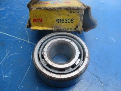 FIAT 127 128 lozysko przekladni kierowniczej
