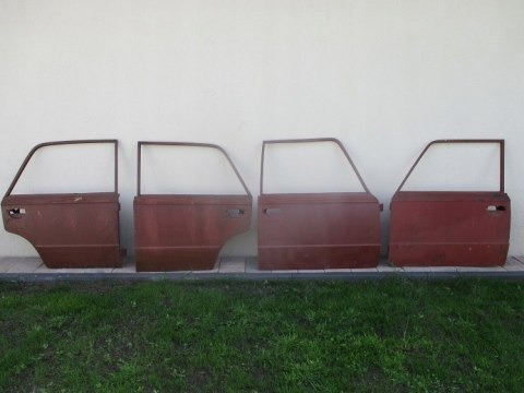 Fiat 125p drzwi nowe 4 szt