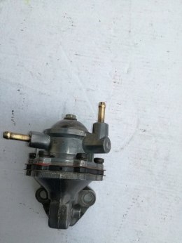 Fiat 126p pompa paliwa