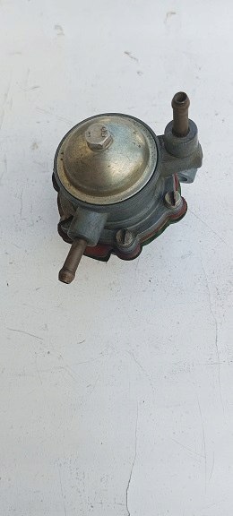 Fiat 126p pompa paliwa