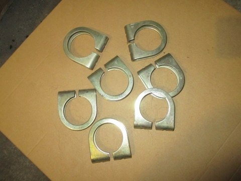 Fiat obejma tlumika 43mm