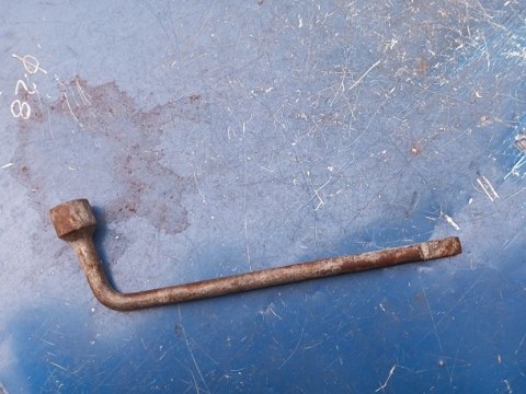 Klucz do kola 21" toyota hyunday kia