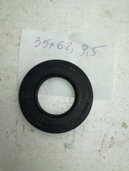 Matiz suzuki uszczelniacz polosi skrzyni biegow lewy 35x62x9,5