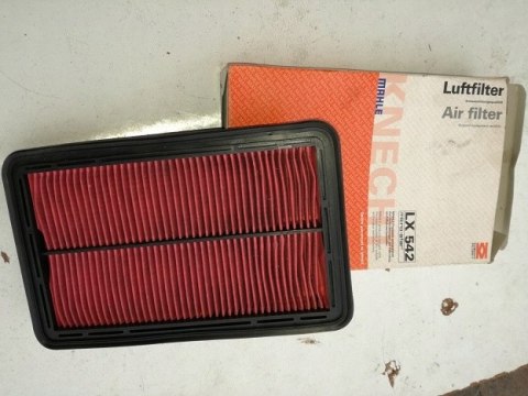 Mazda ford filtr powietrza