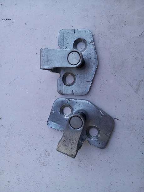 Opel Vectra C meriva rygiel zaczep zamka drzwi