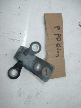 Opel vectra c zawias drzwi