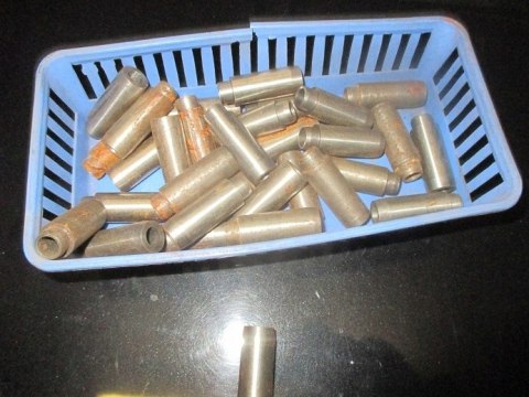 Polonez FSO 1500 fiat 125p prowadnica zaworu ssaca