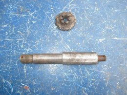 SKODA 100 105 120 os wspornika kierowniczego