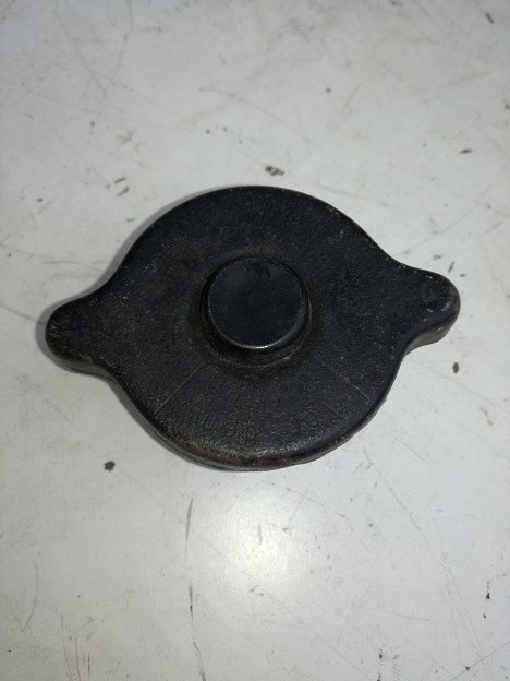 Skoda 100 s 105 korek chlodnicy