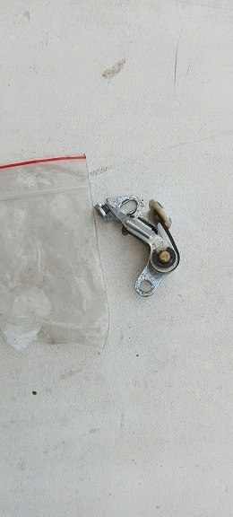 Skoda 100s 105 przerywacz styki platynki aparatu zaplonowego