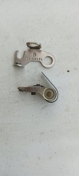 Skoda 100s 105 przerywacz styki platynki aparatu zaplonowego