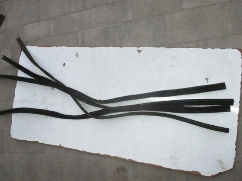 Skoda 105 120 130 uszczelka szyby opuszczanej drzw