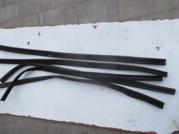 Skoda 105 120 130 uszczelka szyby opuszczanej drzwi