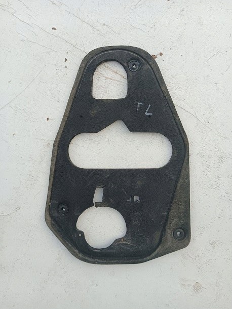 Toyota corolla e12 sedan uszczelka tylnej lampy lewa