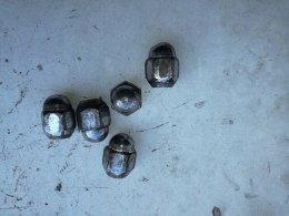 Toyota kia nakretka kola 12X1,5